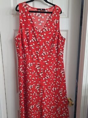 Red Floral Sleeveless V-Neck Women's Dress